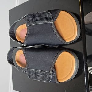 Usaflex Anabele Leather  Sandals Size 9 Black